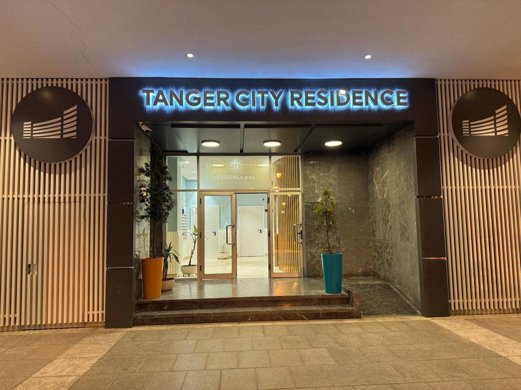 Luxury Apartment Near Tgv Station And The Beach Tangier Exterior photo