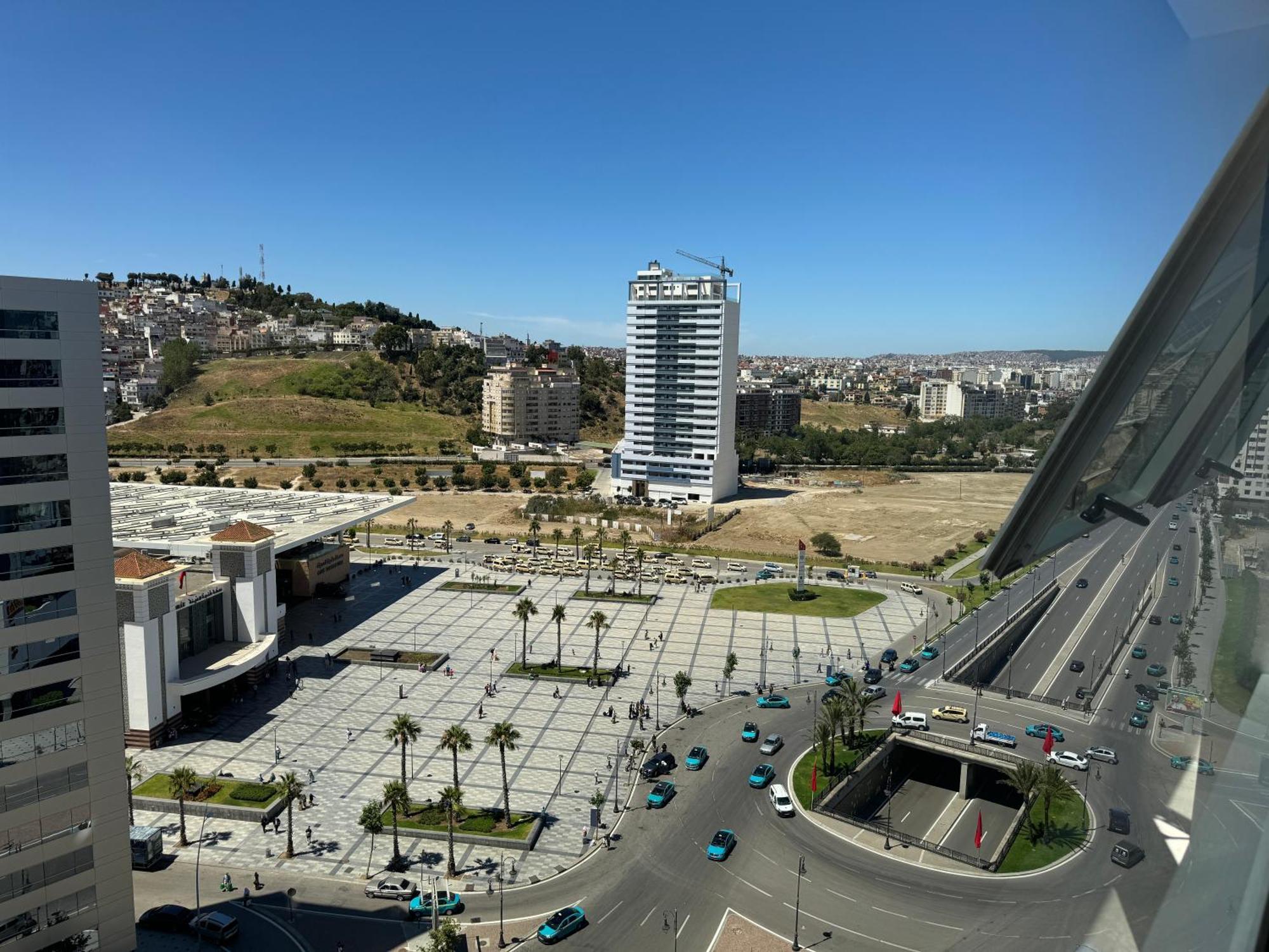 Luxury Apartment Near Tgv Station And The Beach Tangier Exterior photo